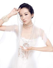 演员韩雪图片,光影交织下的优雅女神